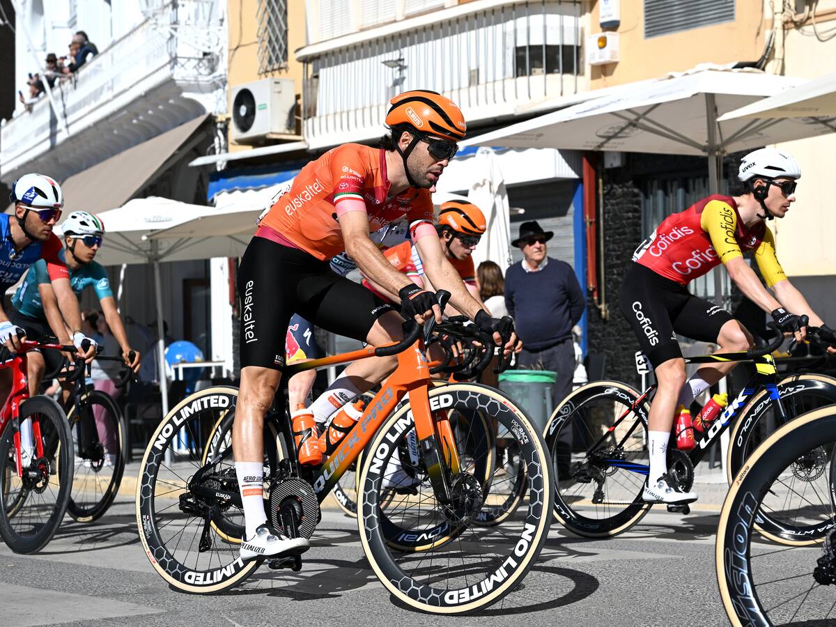 Euskaltel Euskadi afronta su gran cita del año: "La Itzulia es nuestro pequeño Tour de Francia"