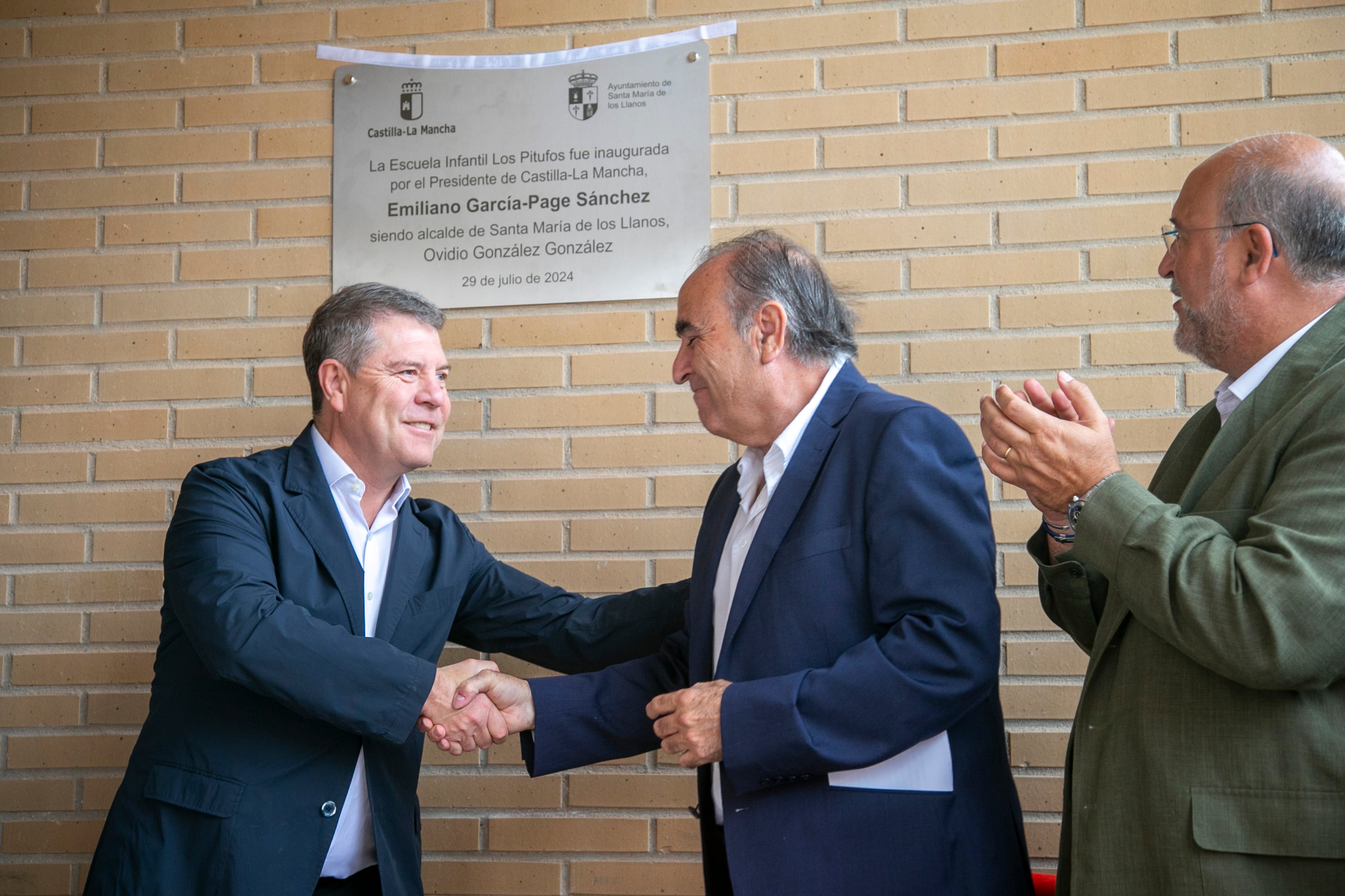 Santa María de los Llanos (Cuenca), 27 de julio de 2024.- El jefe del Ejecutivo regional, Emiliano García-Page, ha inaugurado, en Santa María de los Llanos, la escuela infantil, ubicada en el C.R.A. Airén, Sección Los Hinojosos. (Fotos: A. Pérez Herrera // JCCM)