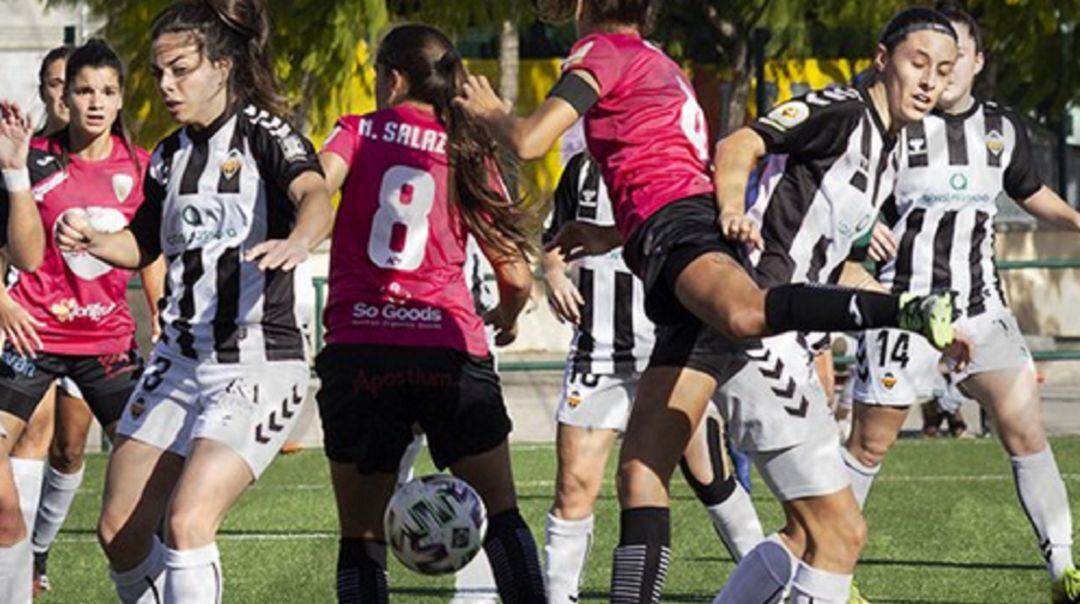 Foto del partido entre Almassora y Alhama