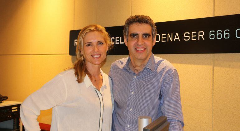 Judit Mascó i Manel Esteller, als estudis de Ràdio Barcelona