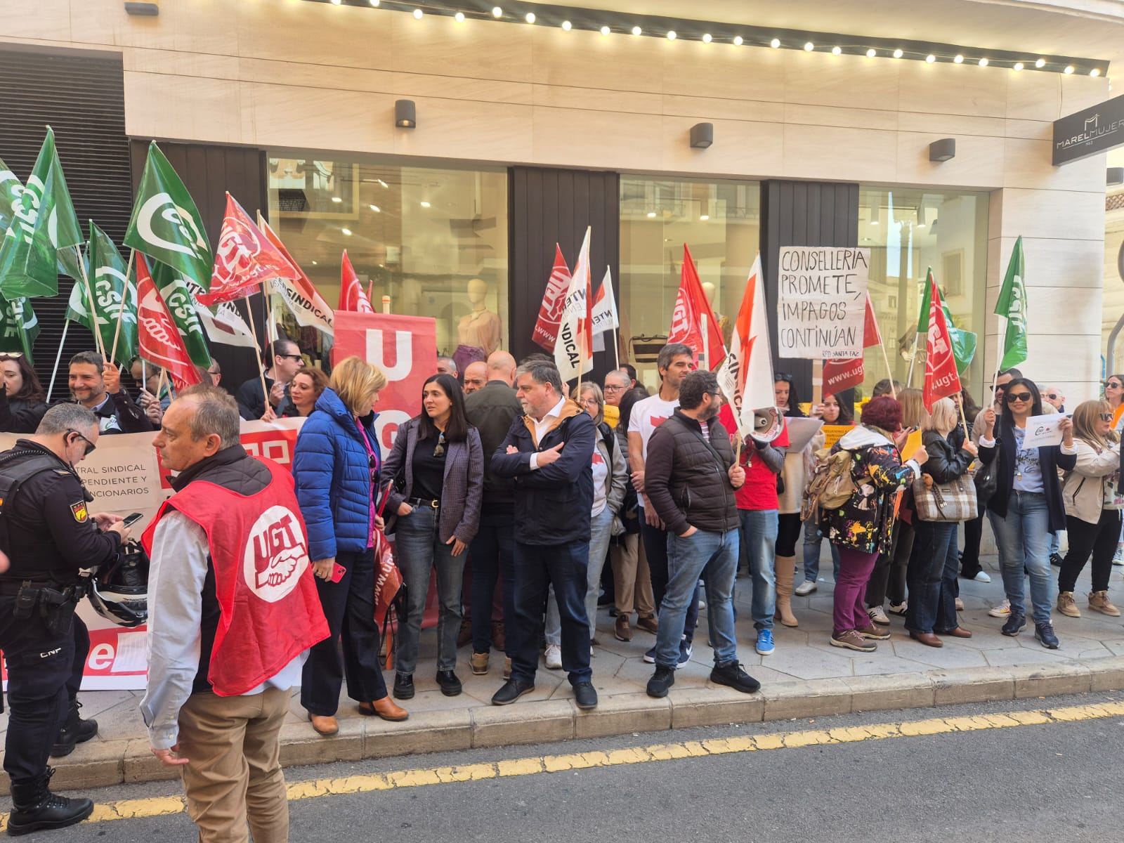 Concentración trabajadores de Bienestar Social