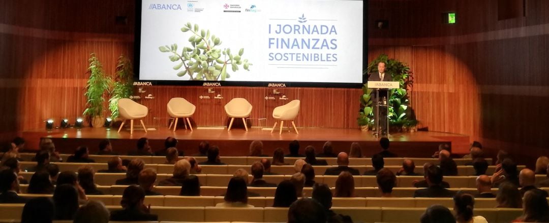 Escotet en su intervención en la Jornada Finanzas Sostenibles