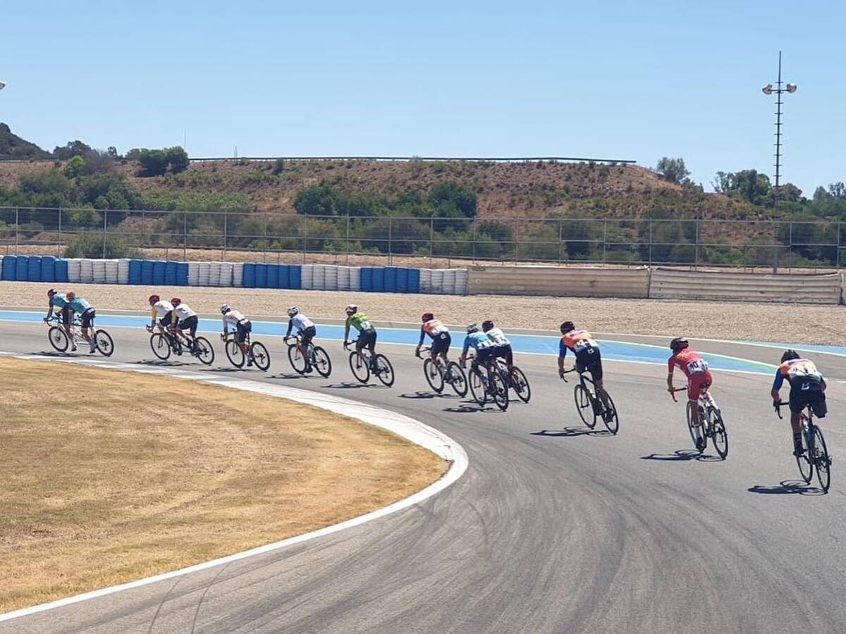 El V Trofeo Clínica Beiman Goldbikes Jerez se celebró en el Circuito