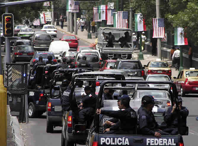 El presidente de EEUU llega al país vecino para reforzar la lucha contra la droga y la inmigración ilegal