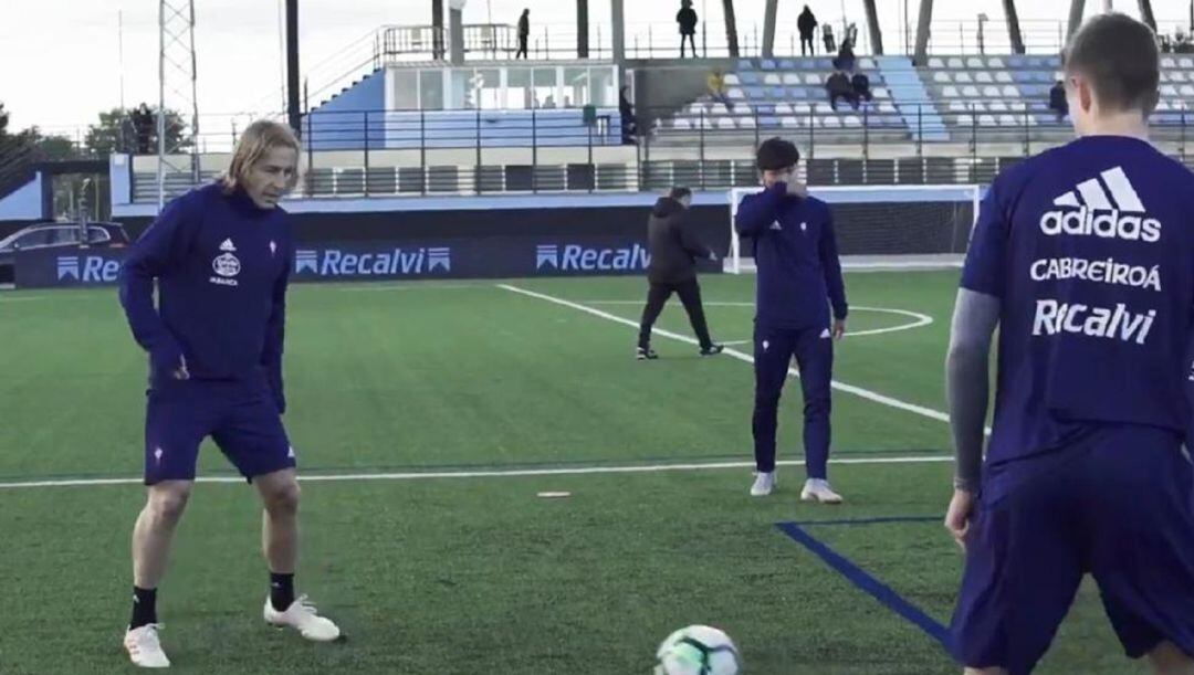 Michel Salgado está en A Madroa con el primer equipo y las categorías inferiores