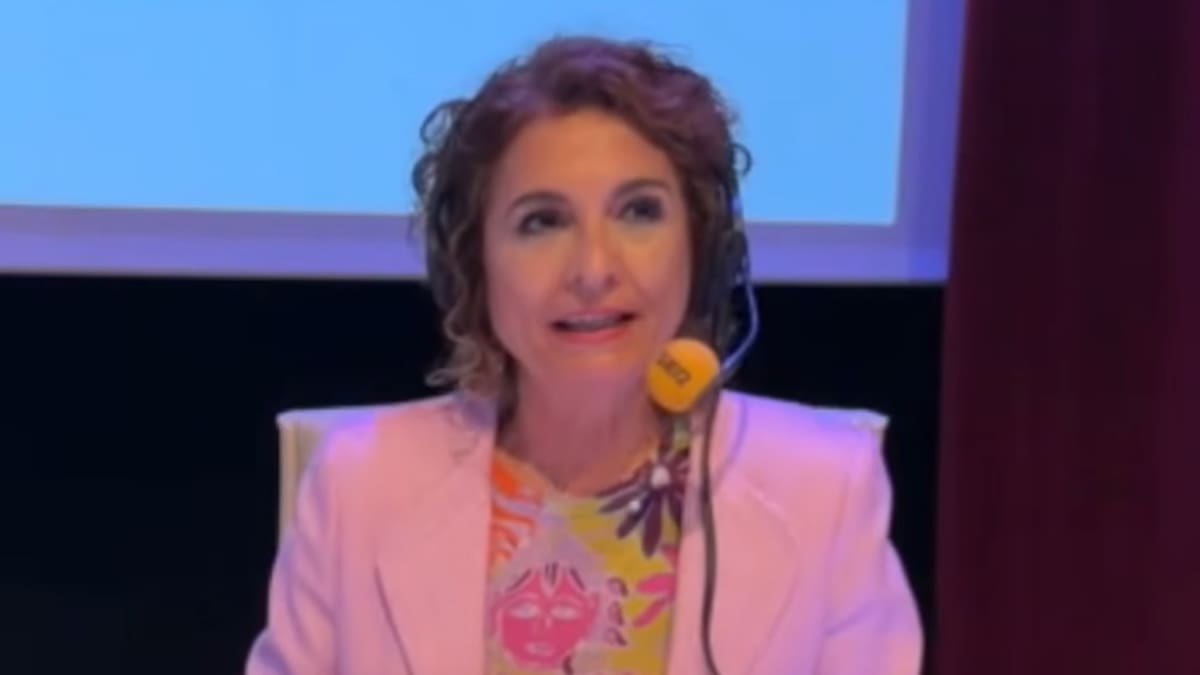 Montero tiene esperanza de aprobar los Presupuestos en marzo aunque reconoce que el Gobierno sigue sin apoyos suficientes