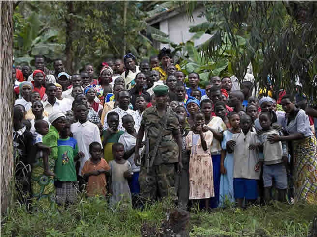 El líder rebelde Nkunda acepta abrir un proceso de paz en Congo