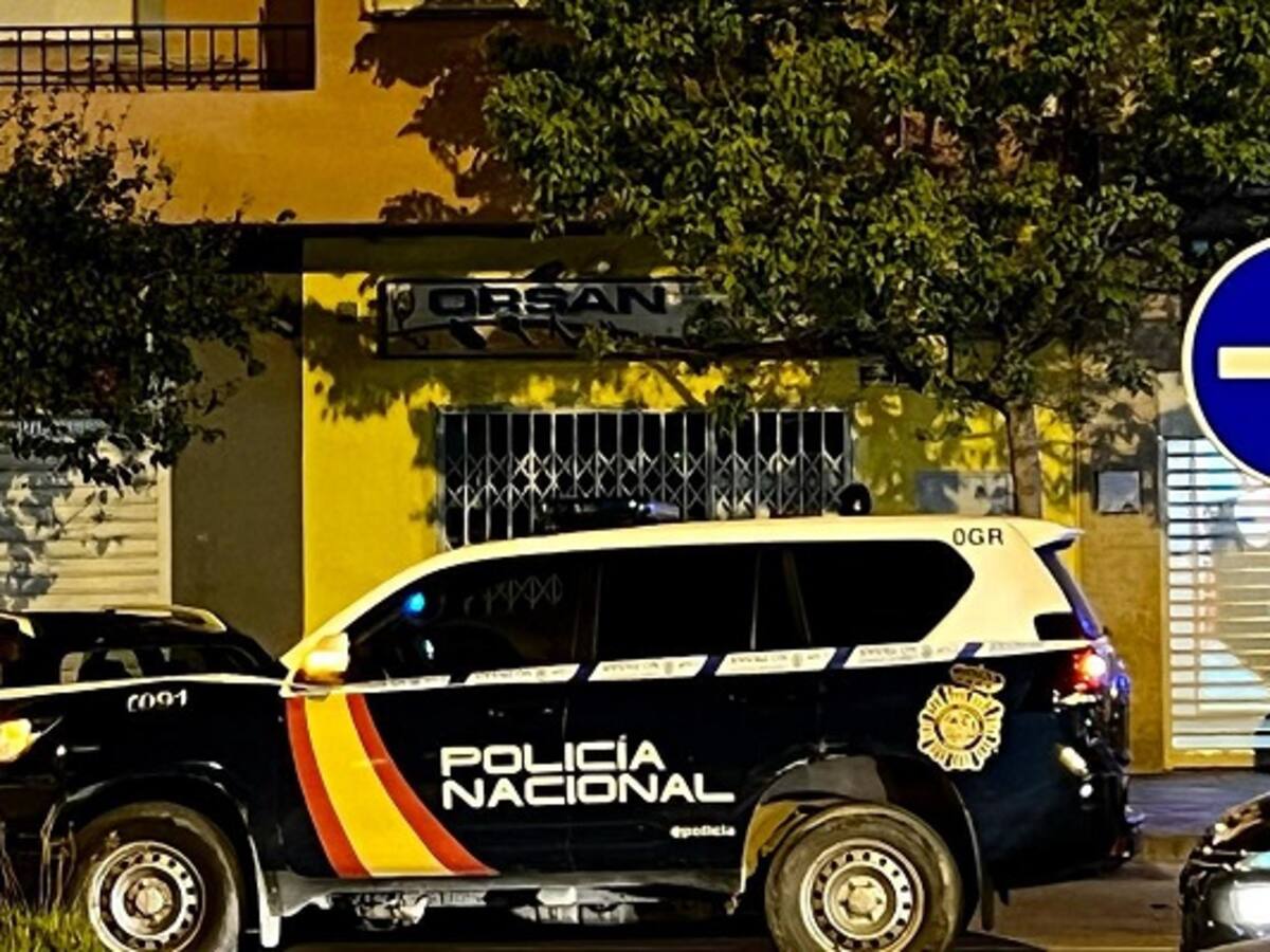 Un tiroteo a un establecimiento de alimentación en Algeciras se salda sin heridos