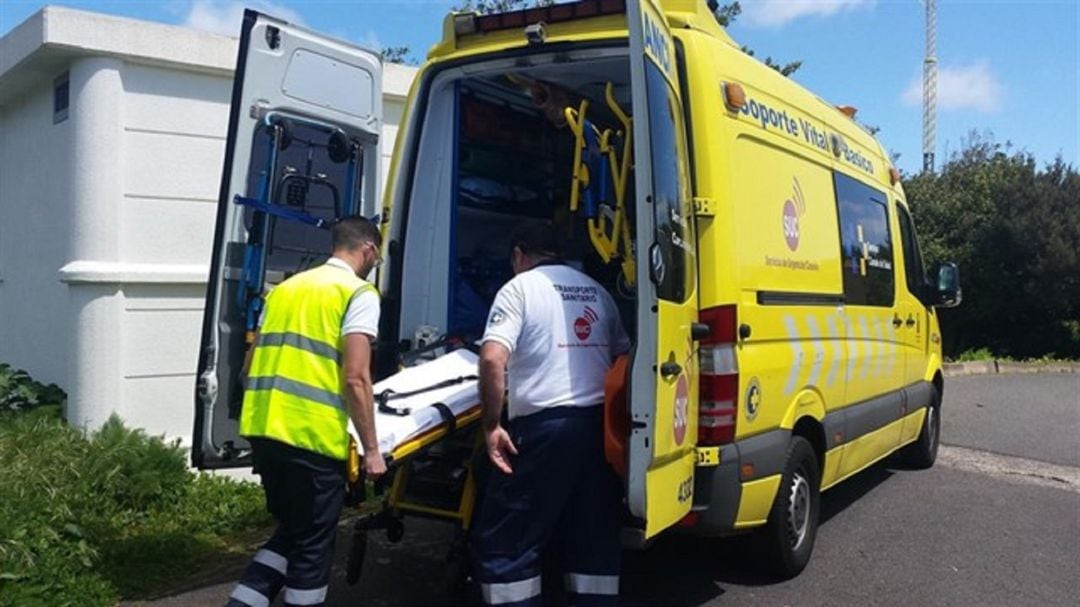 Ambulancia del Servicio de Urgencias de Canarias (SUC).