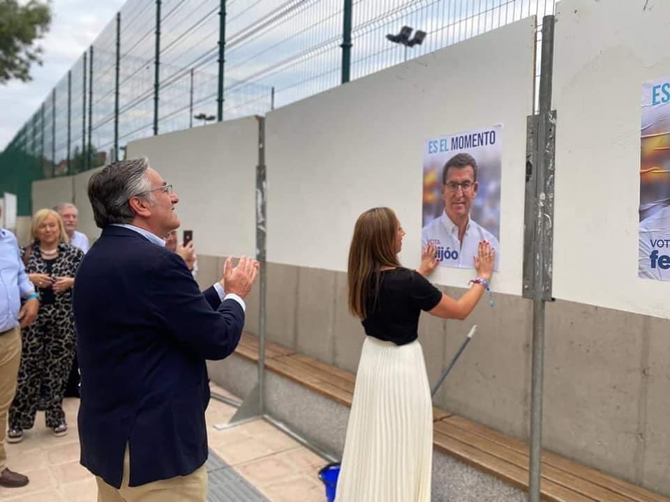 Ángela Pumariega y Pablo González, en un acto de campaña el pasado mes de julio.