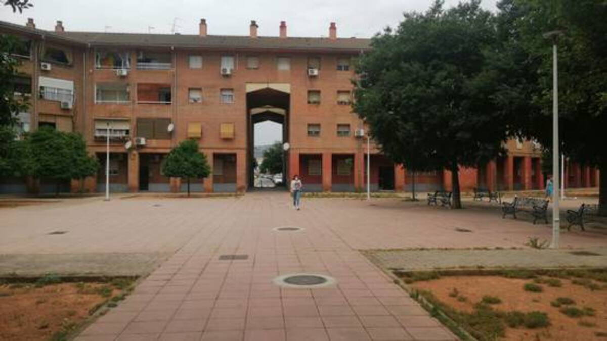 La Junta licita obras para mejorar la accesibilidad en 80 viviendas en Las Moreras