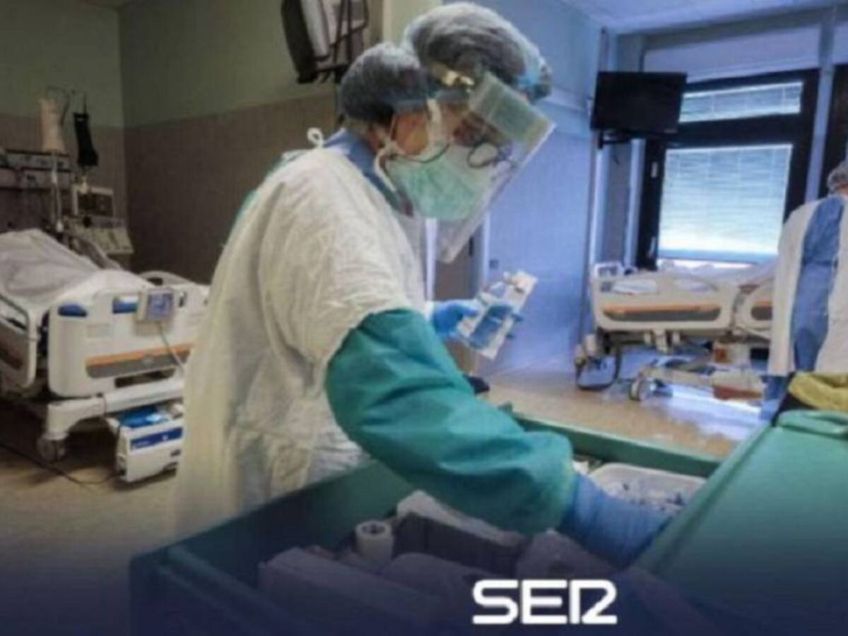 El perfil del paciente con COVID en estado crítico es el de "varón de 64 años con factores de riesgo"