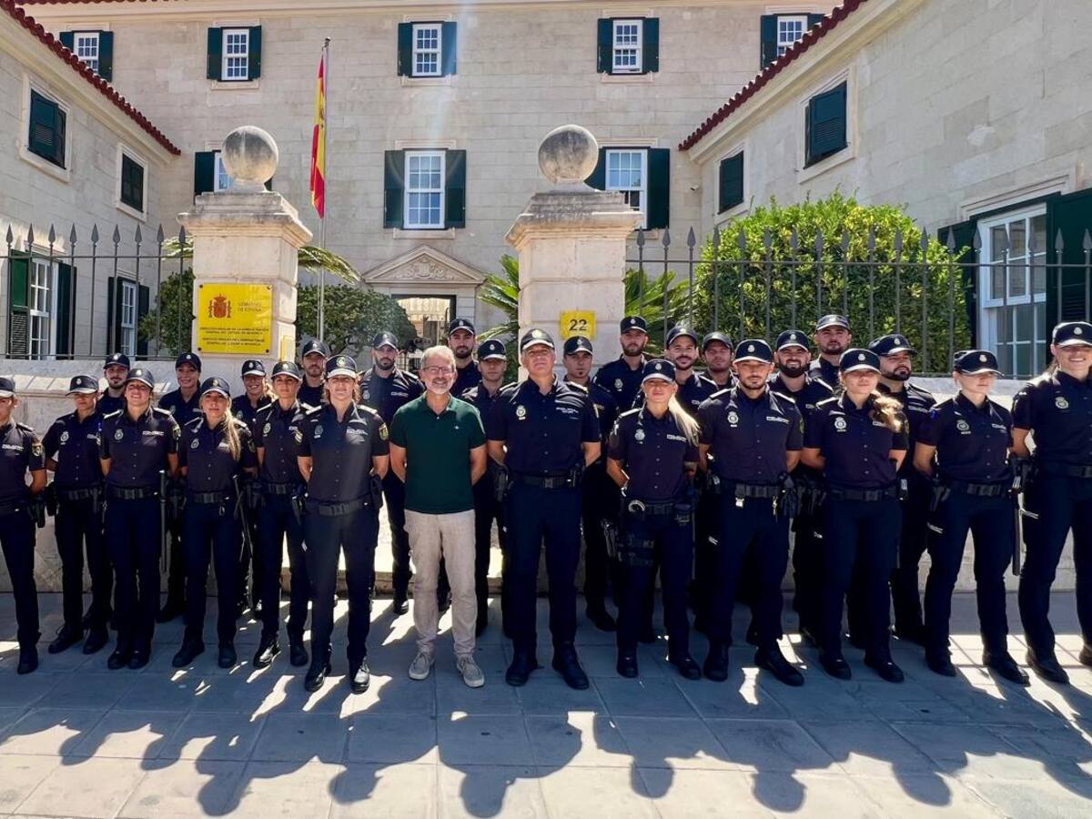 Maó incorpora tres nous agents de la Policia Nacional i Ciutadella, dos