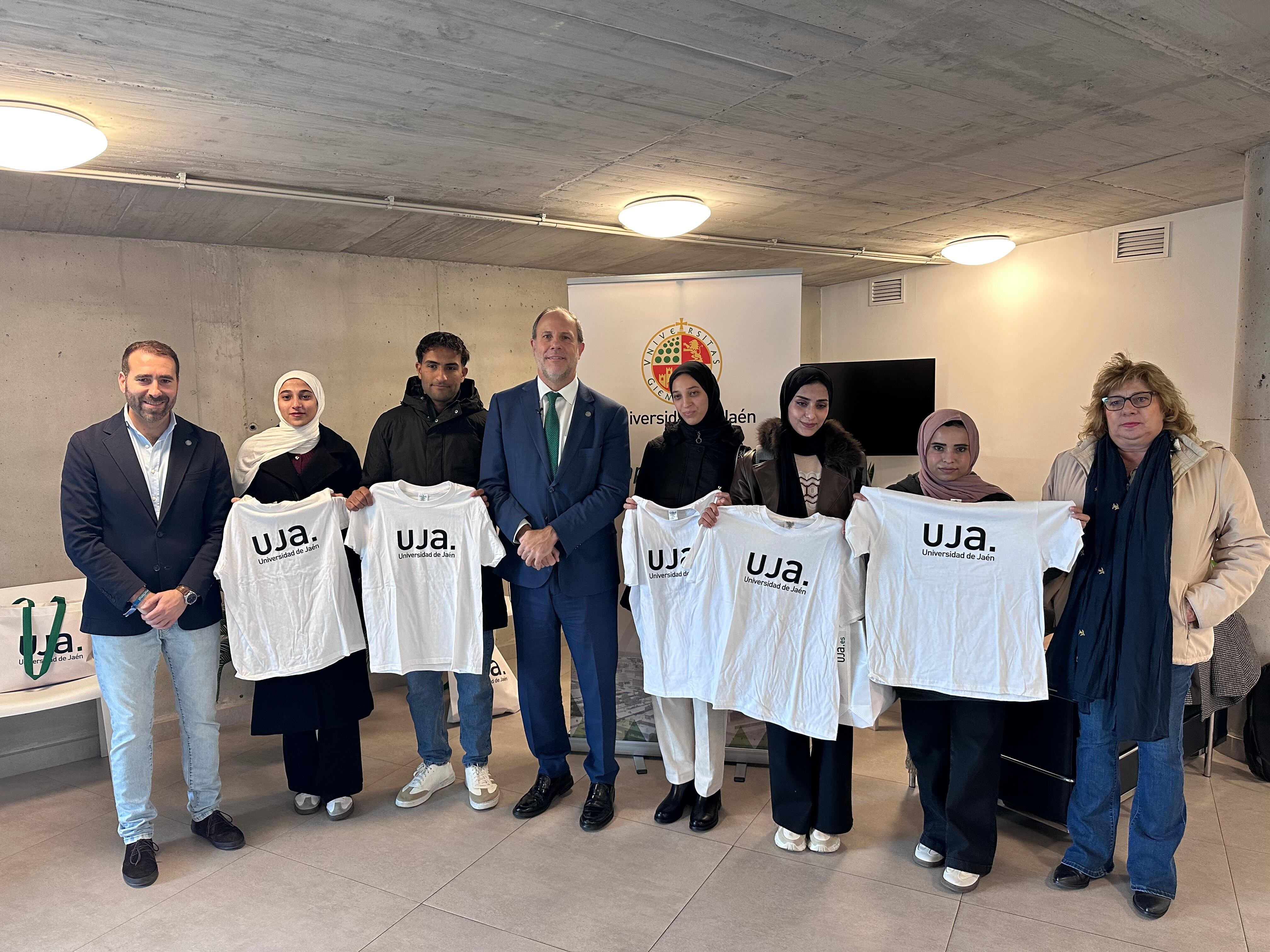 La Universidad de Jaén recibe a cinco estudiantes procedentes de Gaza tras un complejo proceso de coordinación humanitaria