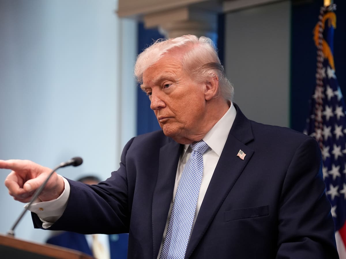 Trump celebra el éxito de Artemis II y apunta al próximo objetivo: "El siguiente paso, Marte"