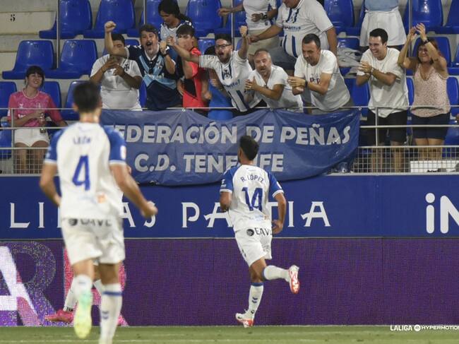 Roberto López marcó su primer gol de la temporada.