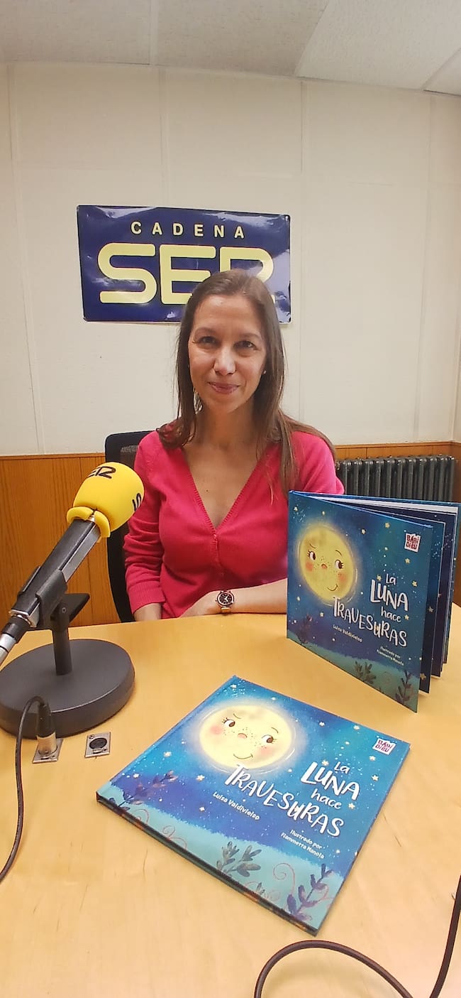 "La luna hace travesuras", el libro de Luisa Valdivielso, que ya está a la venta