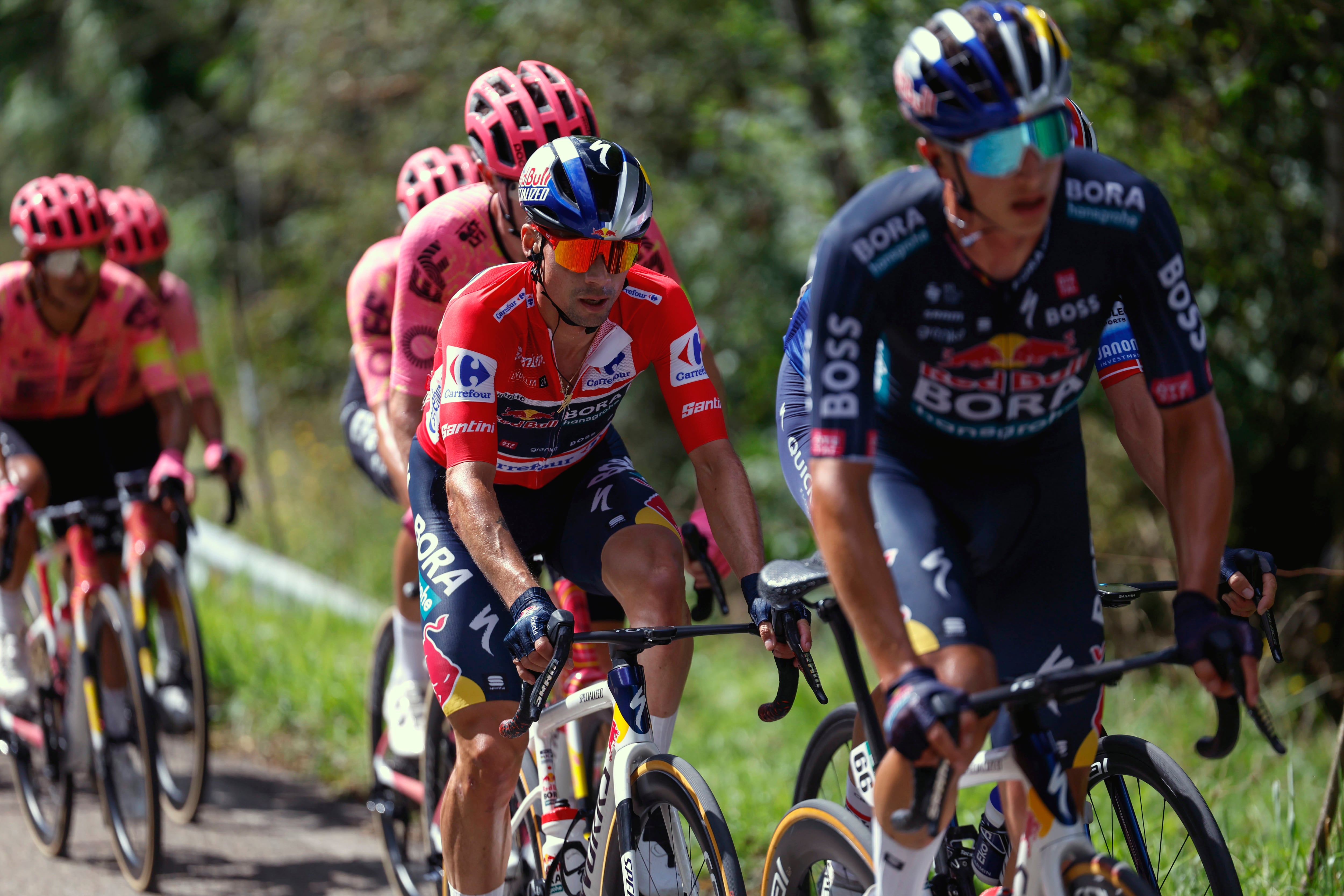 Primoz Roglic redondea su cuarto título en La Vuelta en la subida a Picón Blanco