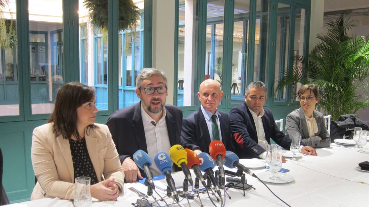 El PP propone que se reconozca la "infrafinanciación" de la Comunidad en el Estatuto de Autonomía