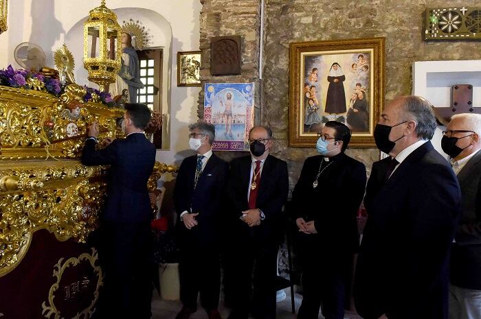 Entrega del bastón de mando