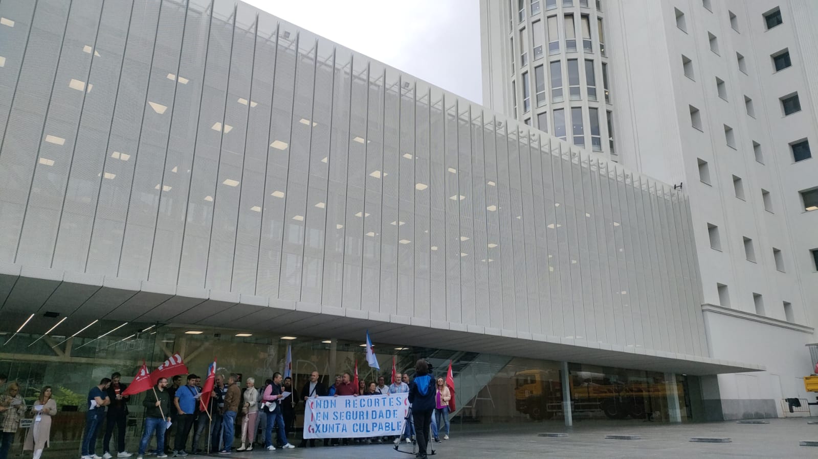 Manifestación en la Cidade da Xustiza del personal de vigilancia y seguridad