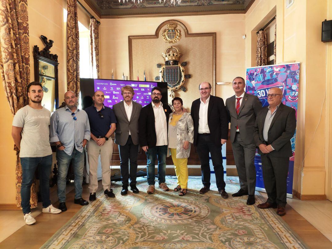 Organizadores y autoridades del 3D Wire durante la presentación del Mercado este lunes en el Ayuntamiento de Segovia