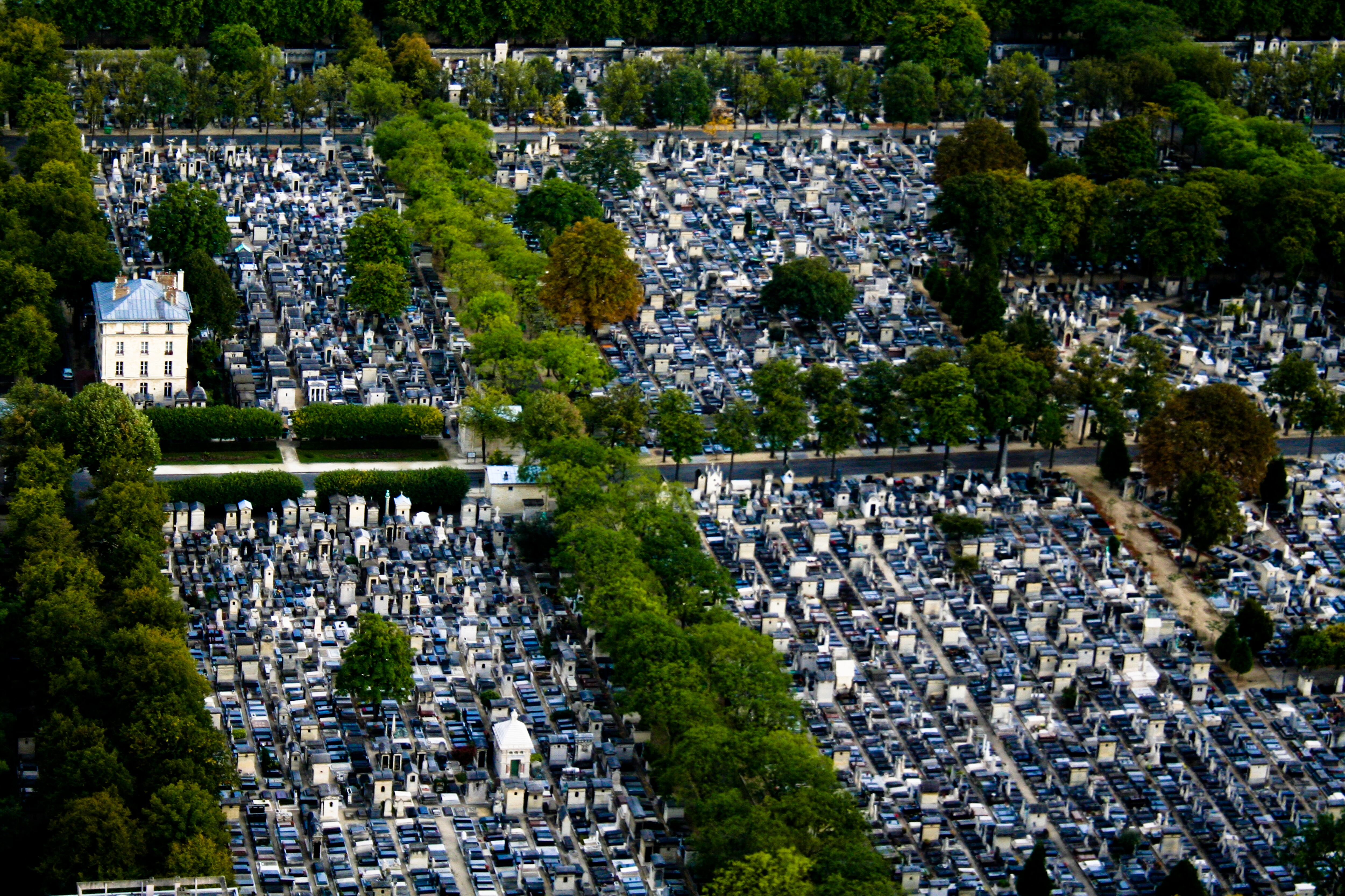 Vista aérea del cementerio de Montparnasse.