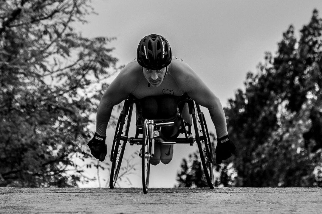 &#039;Valiente&#039; fotografía ganadora del concurso &#039;Media Maratón Ávila Monumental&#039;