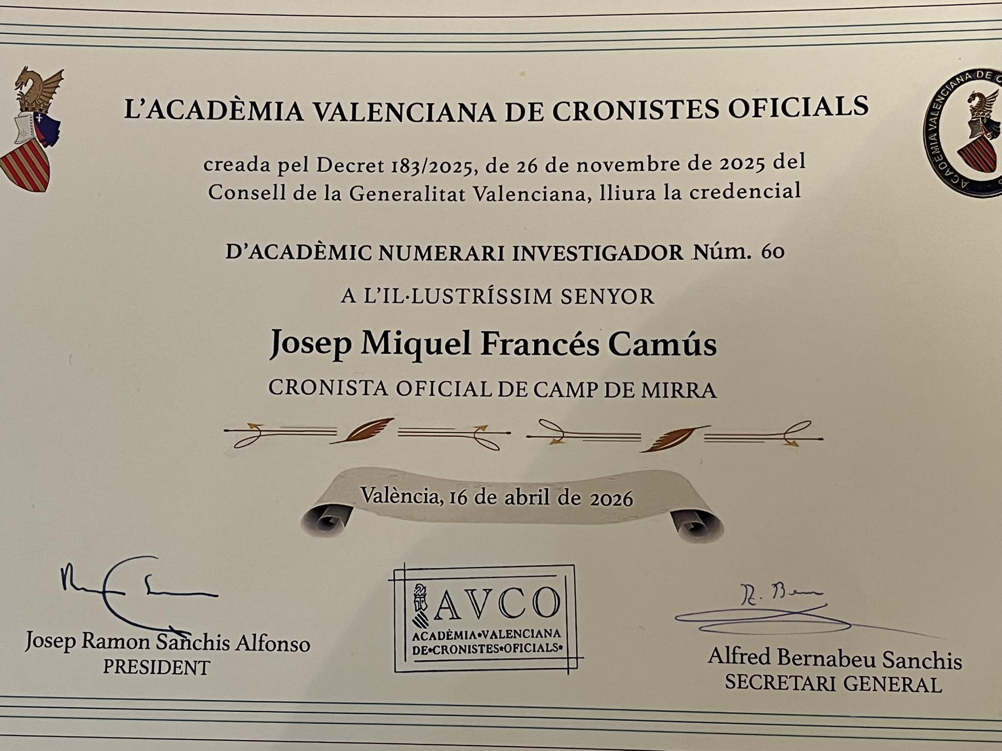 Diploma que acredita el nombramiento