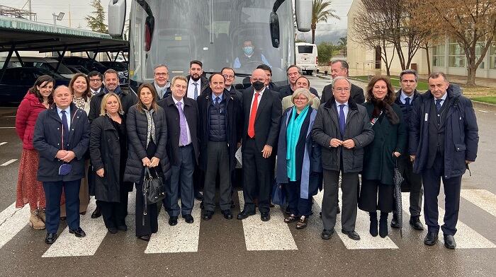 Parte de la delegación algecireña en Antequera