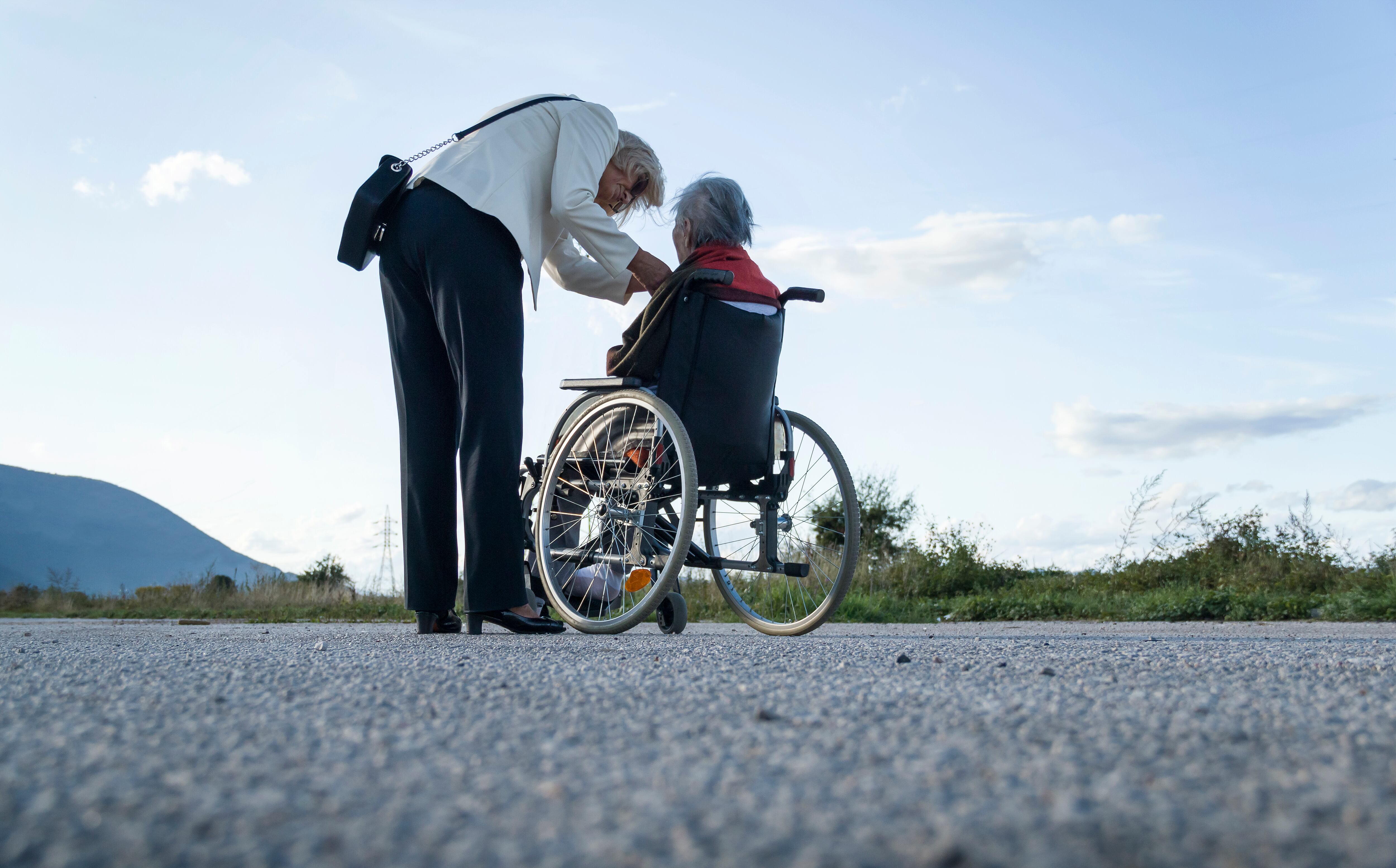 Reportaje: la muerte en vida de una cuidadora