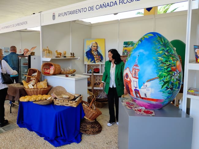 Productos típicos expuestos en el Día de las Nuevas Poblaciones (UPO)