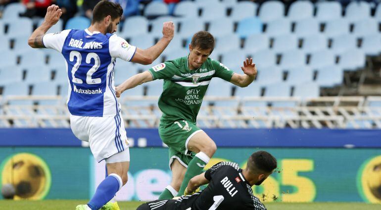 Szymanowski, poco antes de hacer el gol del Leganés en Anoeta