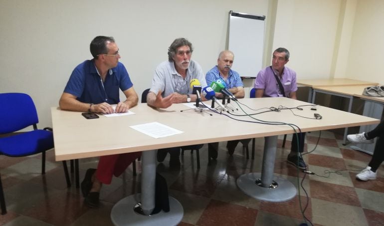 Representantes del sector se han reunido en la sede de APYMER  para tratar el asunto