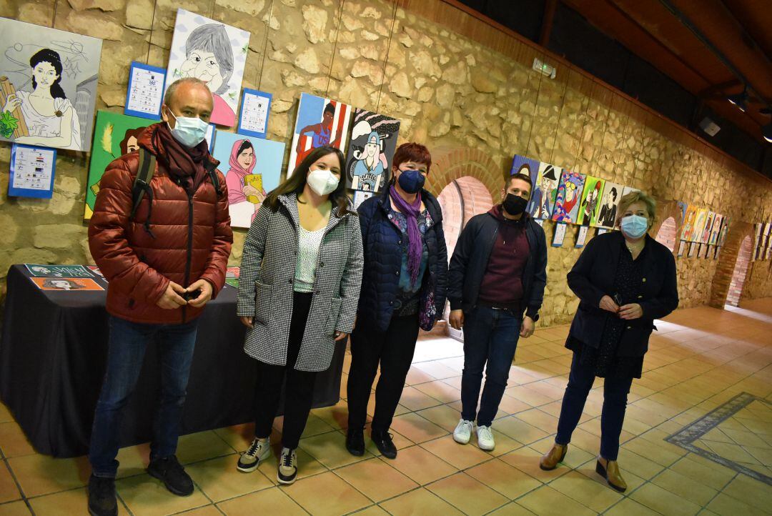 Presentación de la exposición en el Forn Cultural de Petrer 