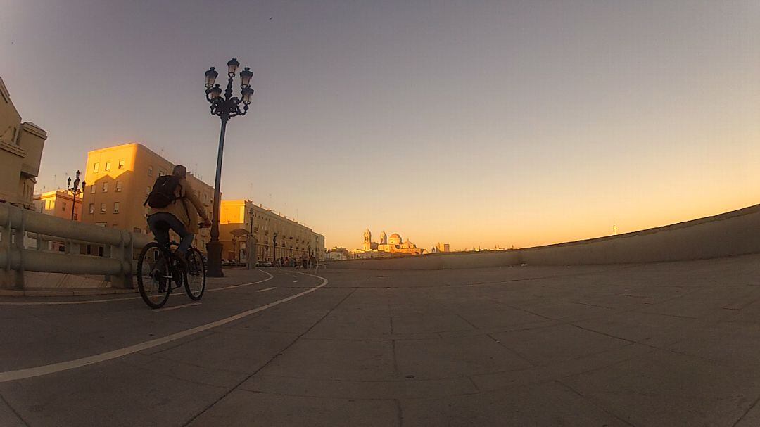 Un ciclista en Cádiz