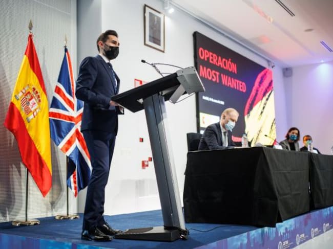 El secretario de Estado de Seguridad, Rafael Pérez, interviene en la presentación de una campaña para localizar a doce fugitivos de la Justicia británica que podrían haber huido a España.