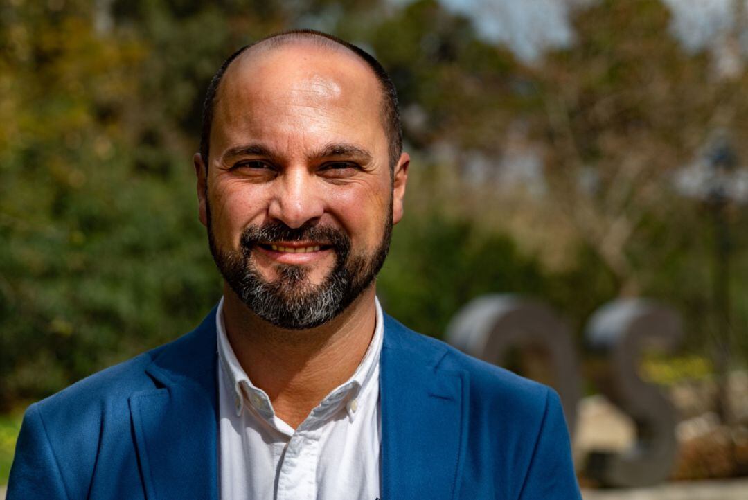 Miguel Alconchel, alcalde de Los Barrios.