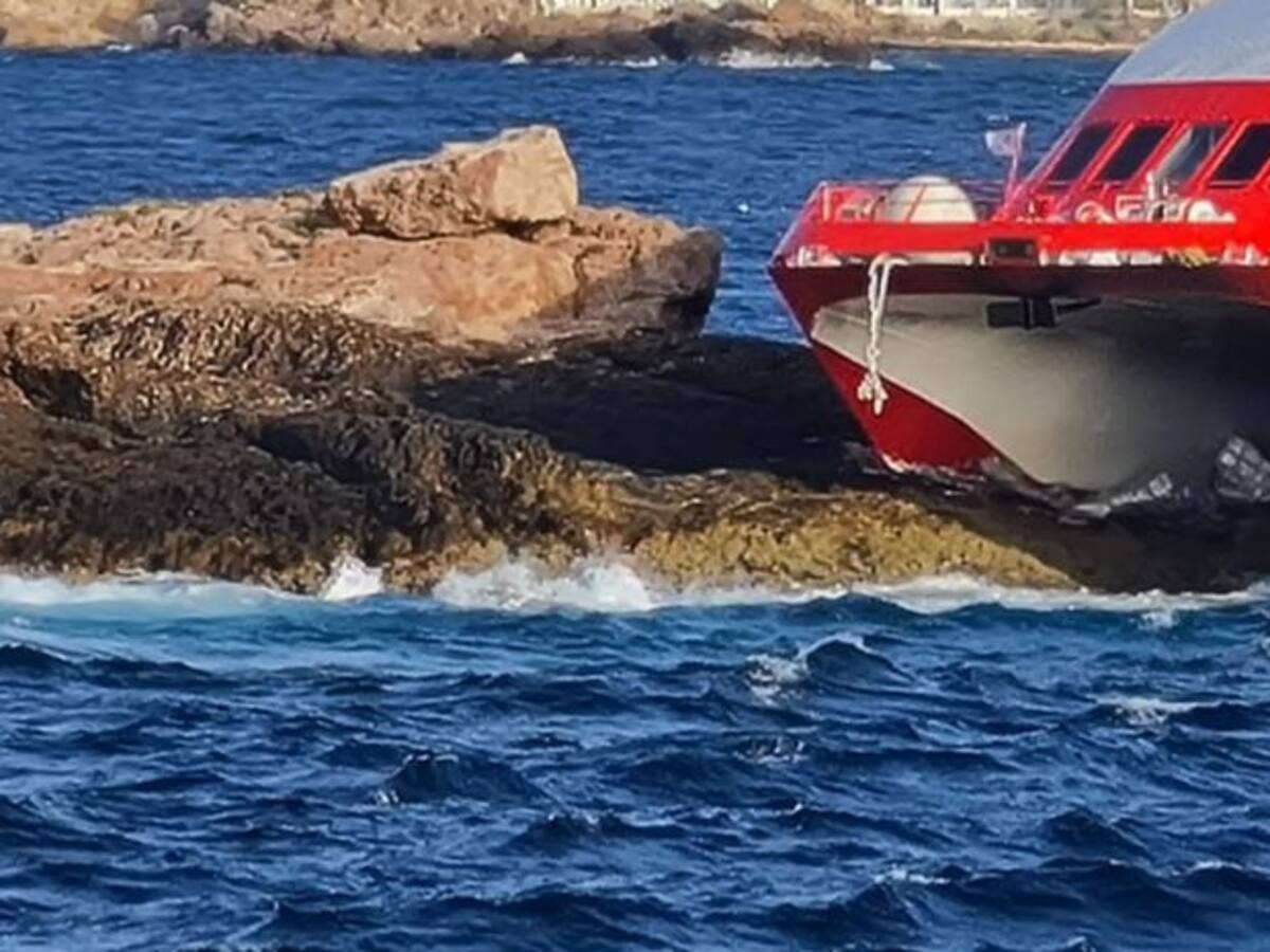 Capitanía Marítima y Salvamento destacan que el plan de reflotamiento del buque se ha desarrollado con éxito