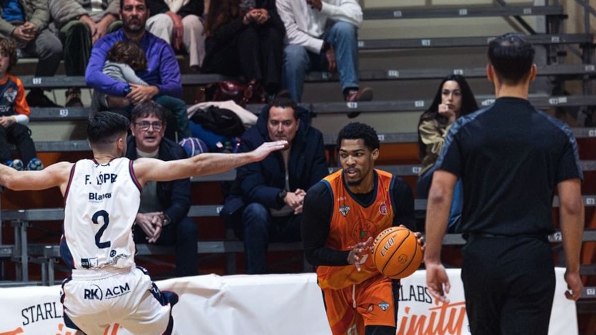 El Club Baloncesto Morón pierde en casa frente a CB Jaén por 72-75
