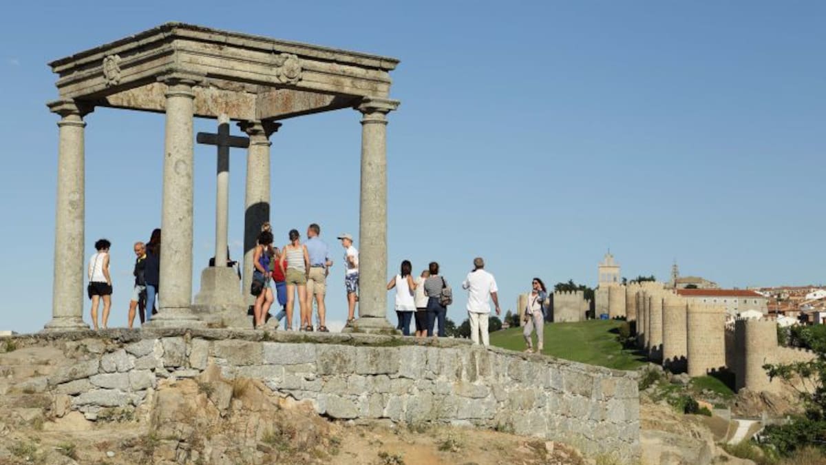 Abulenses lejanos: la cruz de los 4 Postes