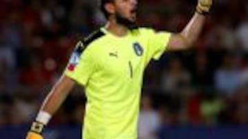 La prensa italiana da por hecha la renovación de Donnarumma