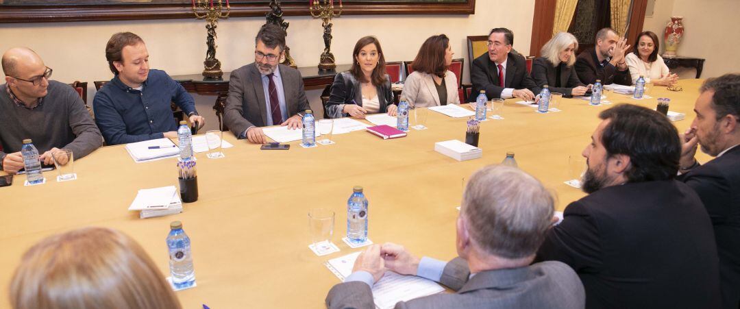 Reunión en María Pita