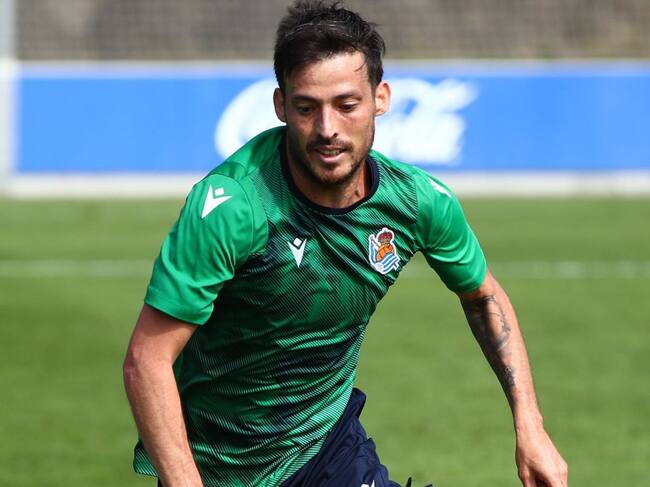 David Silva en su primer entrenamiento en Zubieta