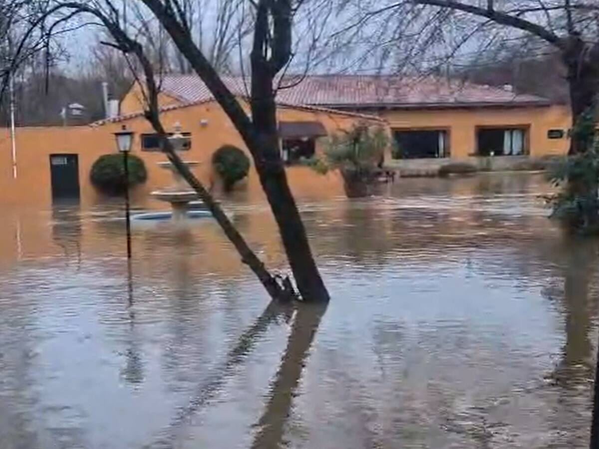 Evacuadas 10 personas del Camping La Chopera en Plasencia