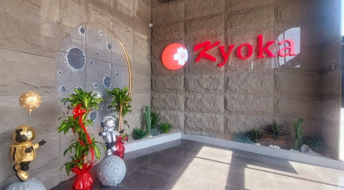 Kyoka abre sus puertas en Salera, un innovador buffet japonés con servicio en mesa y pedidos por tablet