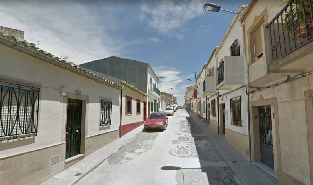 Calle Almendros, zona por donde se ha desarrollado la operación