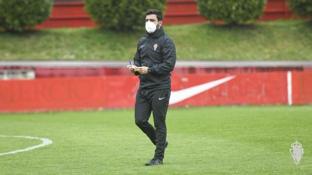 David Gallego durante el entrenamiento de este viernes.