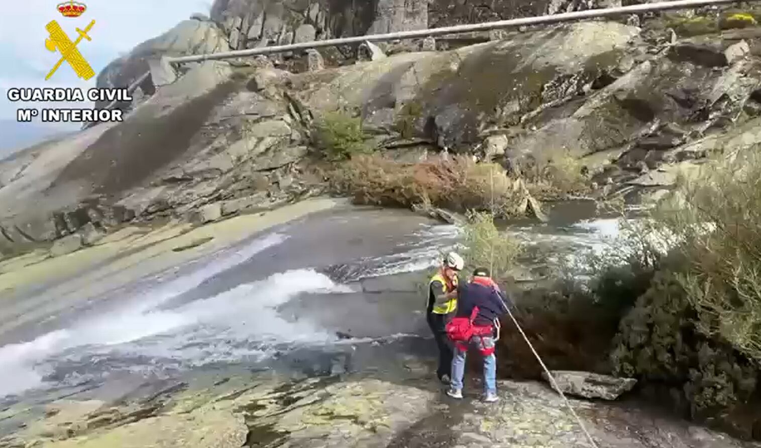 Rescate de senderistas en la Laguna del Duque, en Gredos