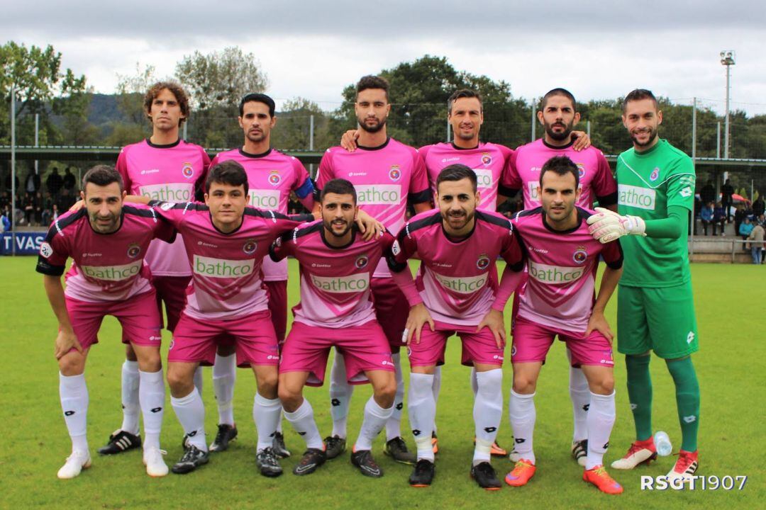 Once gimnástico frente al Real Oviedo B